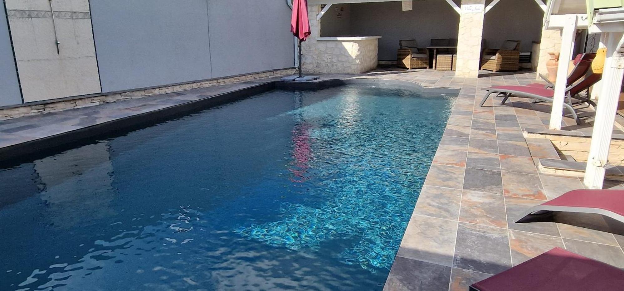 VILLA 6-10 PERS, VUE MER, Piscine Privée, PLAGE A PIEDS Le Gosier  Extérieur photo
