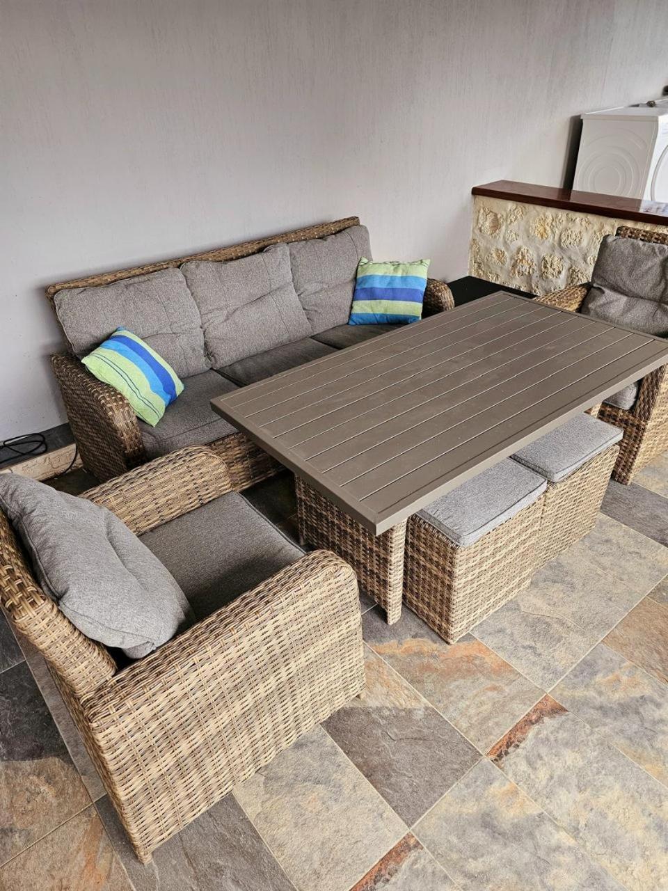VILLA 6-10 PERS, VUE MER, Piscine Privée, PLAGE A PIEDS Le Gosier  Extérieur photo